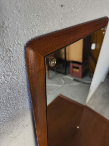 Miroir en teck aux bords arrondis – vue 2
